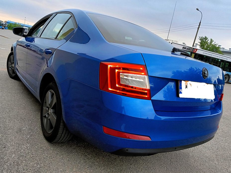 Piekna Niebieska/ Salon PL / Skoda Octavia/ 2015r. / na pasku 1.4 TSI 140KM EA211 / 6biegów / Klimatronik