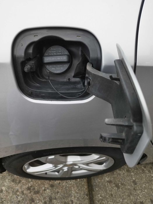 Chevrolet Volt II PHEV Шевроле Вольт 2 плагін гібрид 2018 року