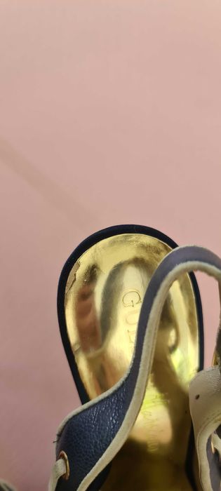 Szpilki GUESS by Marciano