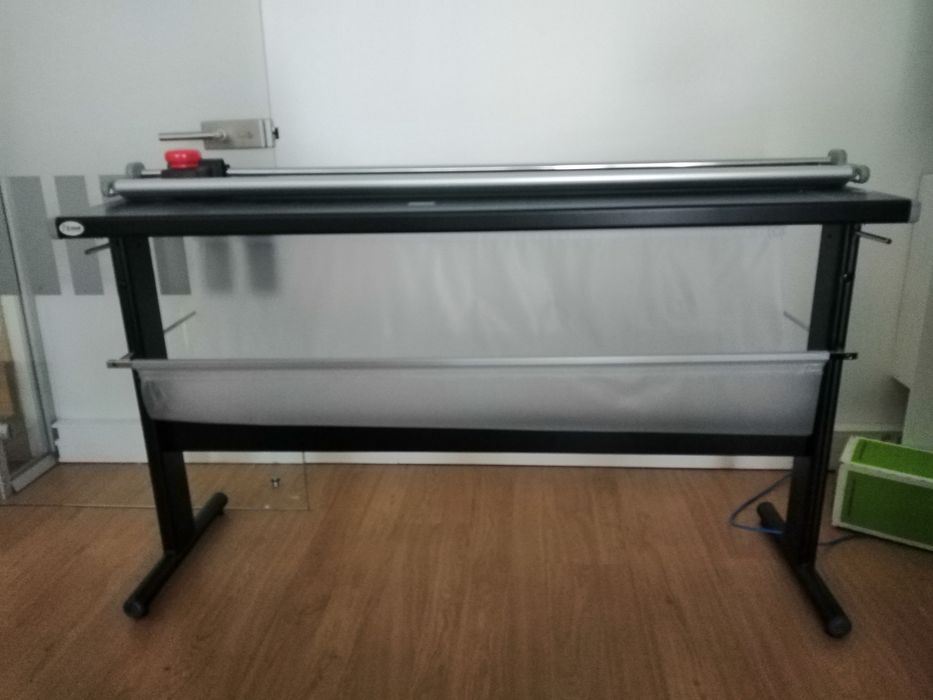 Guilhotina Manual Trim 130.