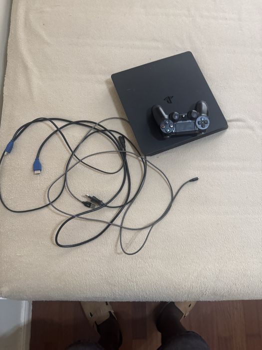 Vendo Ps4 slim 500gb