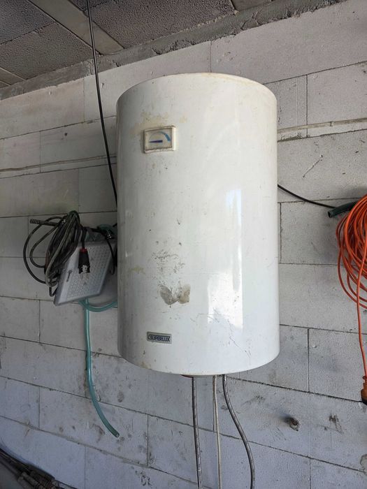 Bojler elektryczny na wodę podgrzewacz Superlux Merloni 1500W