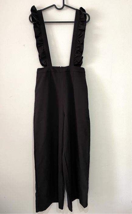 Jardineiras pretas com folho (Vera & Lucy, tamanho M)