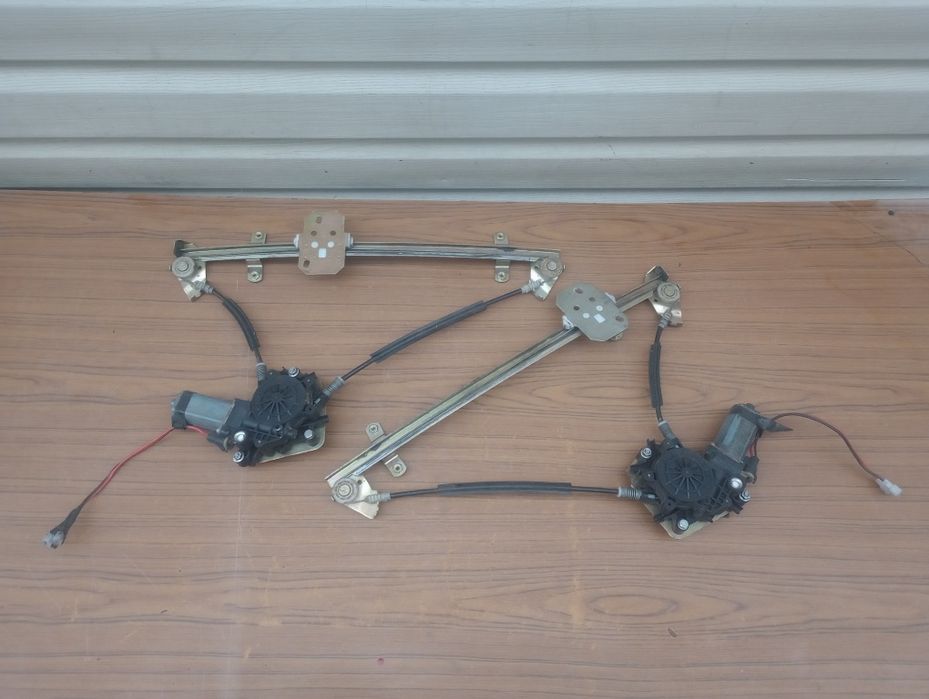 Склопідйомник Ford Mondeo 1-3 мондео стеклоподъемник