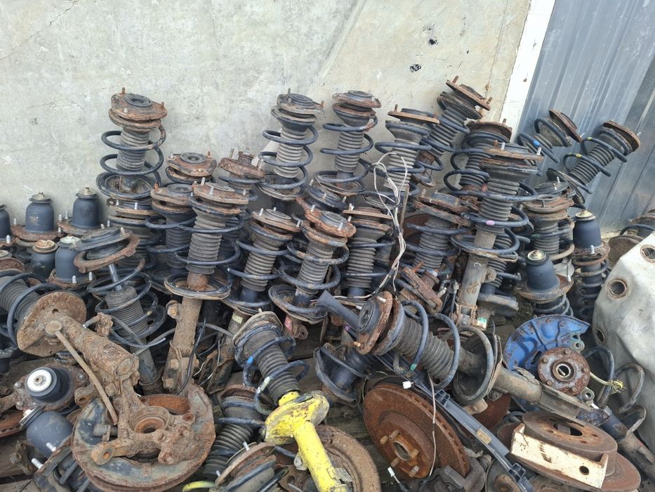 Оригінальні пружини toyota avensis t25