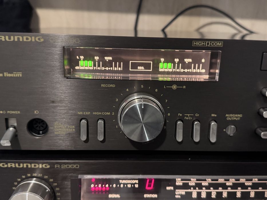 Grundig R2000 plus kaseta