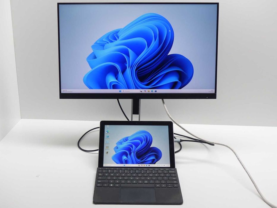 ZESTAW KOMPUTEROWY 2w1 – Tablet Surface Go + Monitor HP 24" USB-C