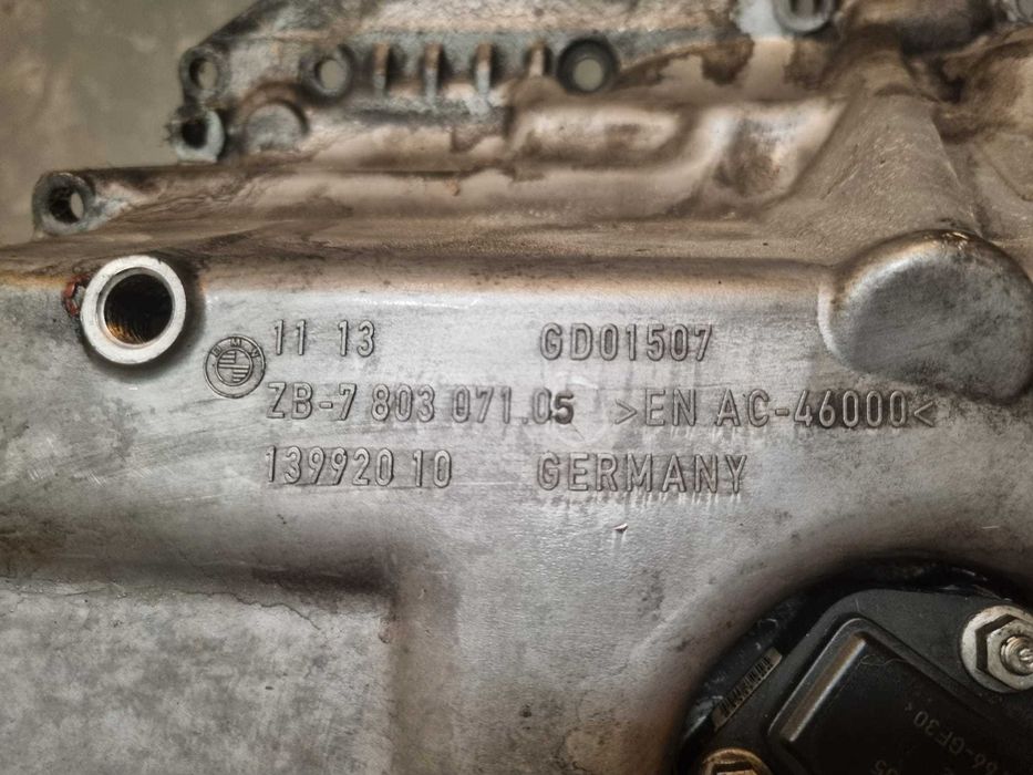 Carter do oleo com sensor bmw 320d 520d 13992010