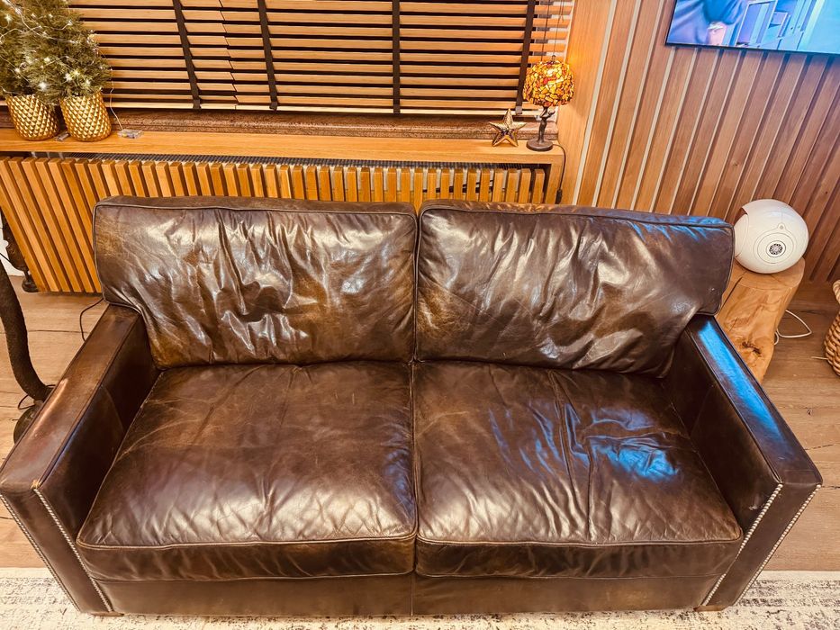 Zestaw ekskuzywnych kanap skórzanych