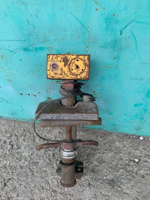 Продам Вулканізатор електричний 220V