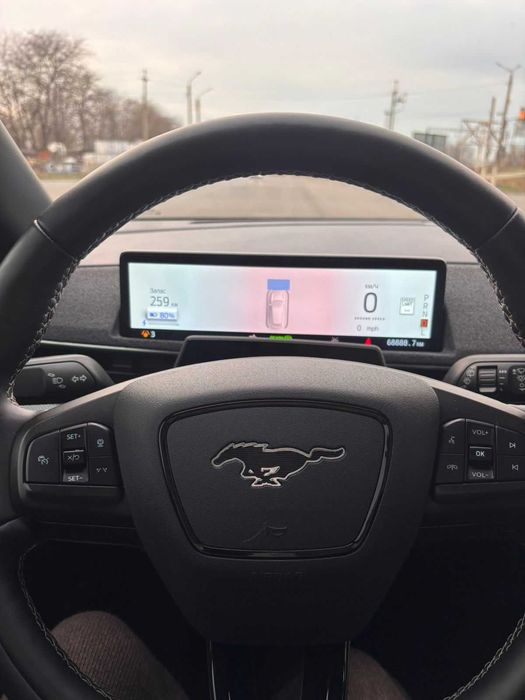 Mustang macn-e,  електро в гарному стані