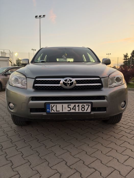 Toyota RAV-4