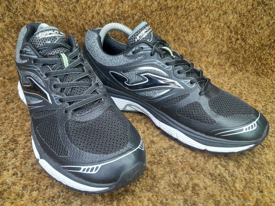 Кросівки ВС Великобританії Joma Hispalis 41,42,43,44,45 розмір.