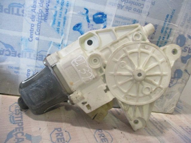 Motor vidro trás esquerdo MERCEDES-BENZ Classe C (W204)