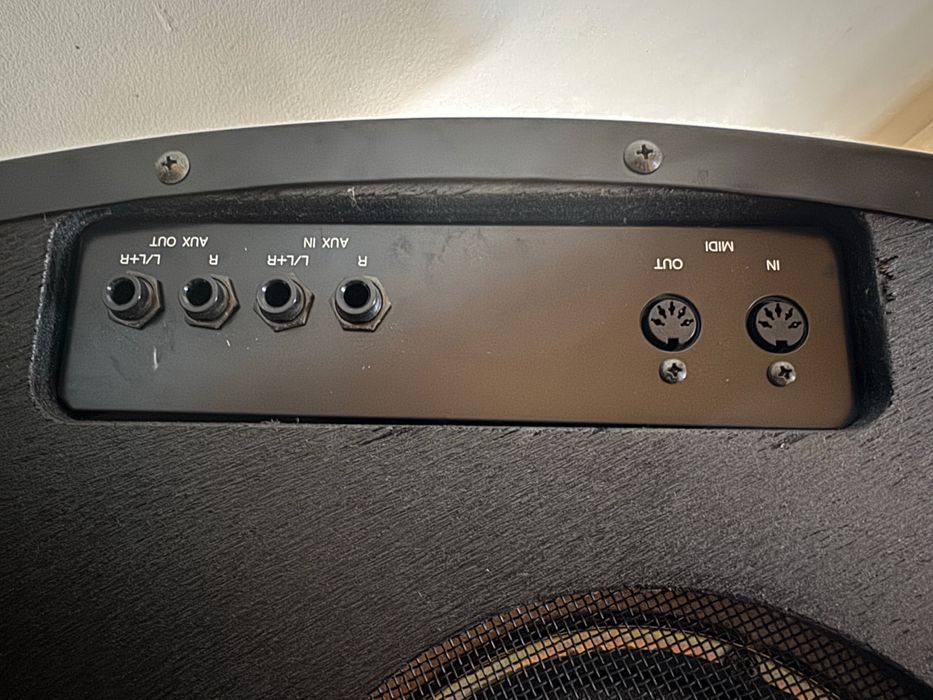 Fortepian hybrydowy YAMAHA GRAN TOUCH GT 1
