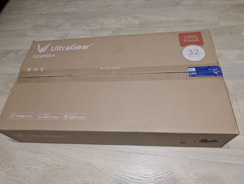 Монітор 31,5" LG 32G810SA-W