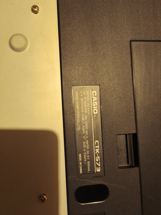 Keyboard Casio CTK 573