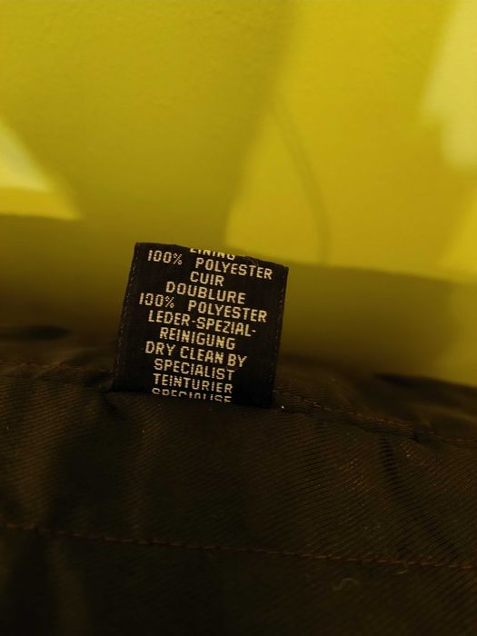 Casaco em pele genuina