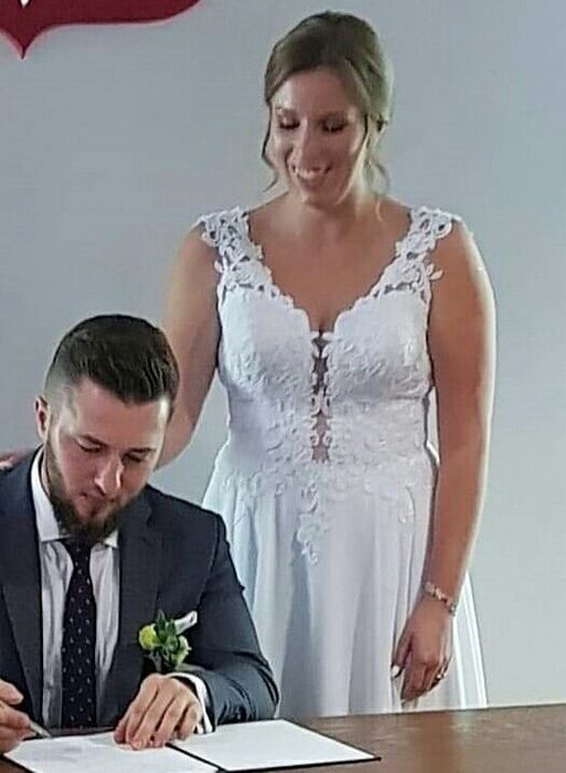 Suknia ślubna stan idealny  40 welon nowy