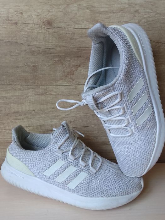 Кросівки  Adidas    44  розмір