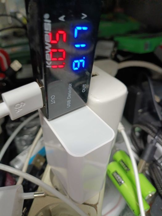 Быстрое зарядное устройство 67 ватт