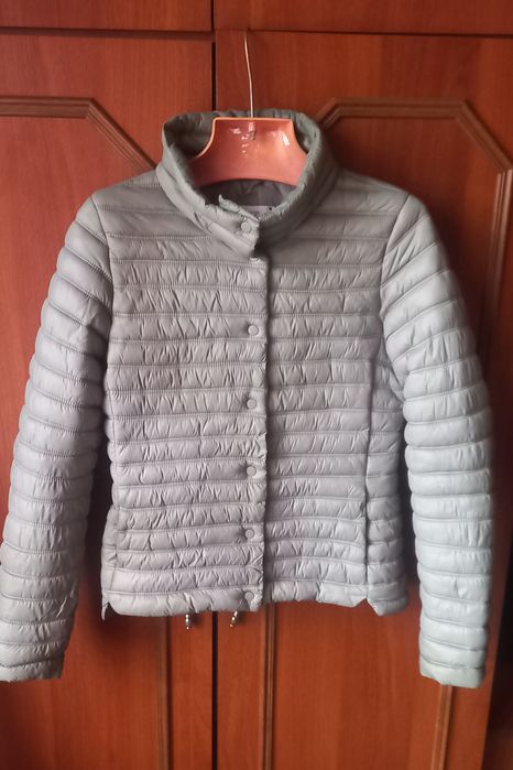 Жіноча куртка в гарному стані. Весна-осінь, розмір 42-44 OLX доставка