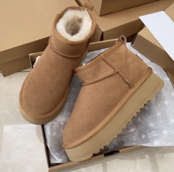 Wyprzedaż Buty UGG Mini Platform classic 37 rozmiar chestnut śniegowce