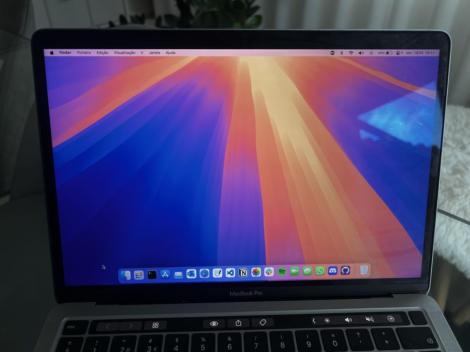 Macbook Pro M2 16Gb RAM 256Gb SSD