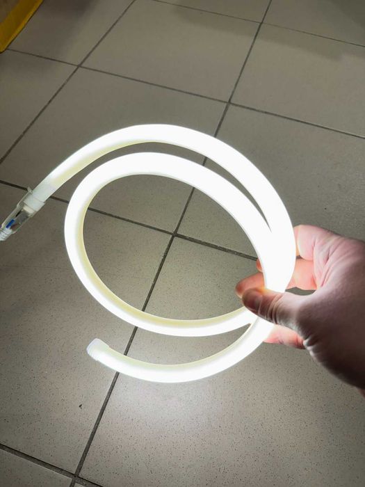 Круглий гнучкий світлодіодний НЕОН 360 LED БІЛИЙ / РОЖЕВИЙ 220В Ø14мм