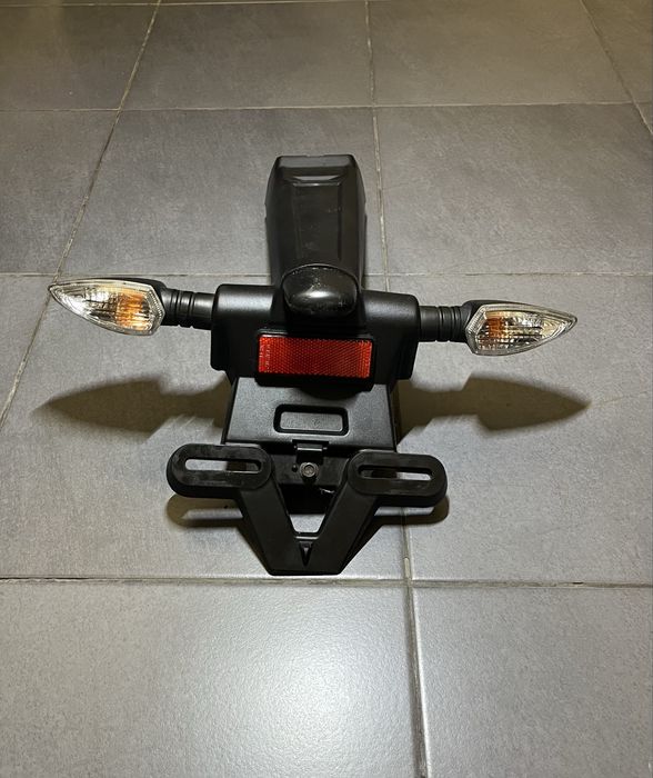 Mocowanie tablicy Yamaha r125 + kierunkowskazy przednie