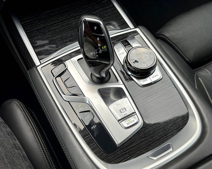 Продаж BMW 750LI