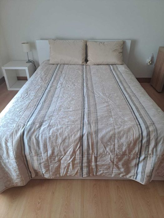 Venda cama de casal