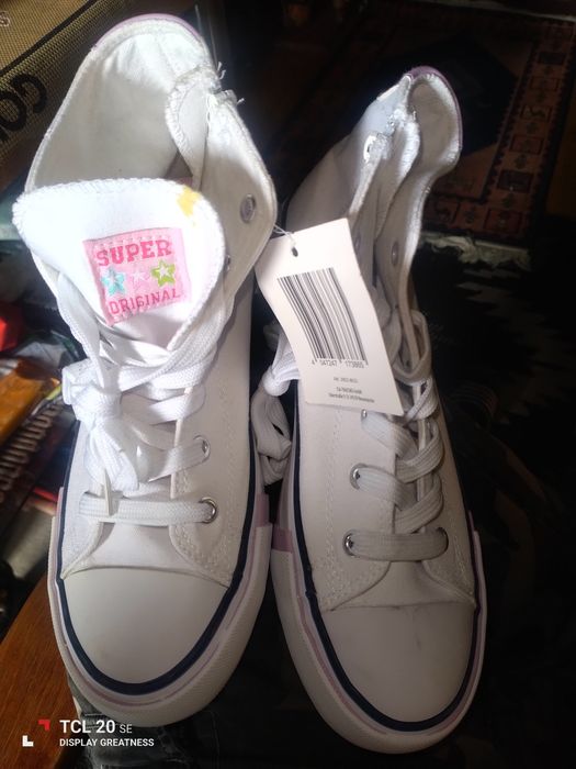 Trampki białe firmy walkx kids.
