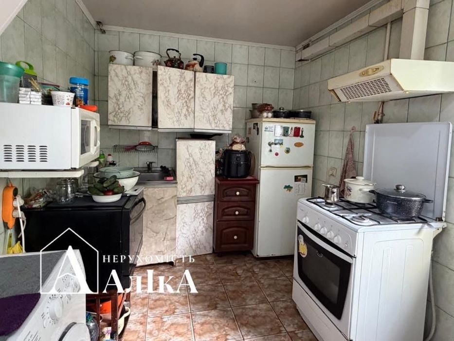 Продам 2 поверховий будинок на два входи