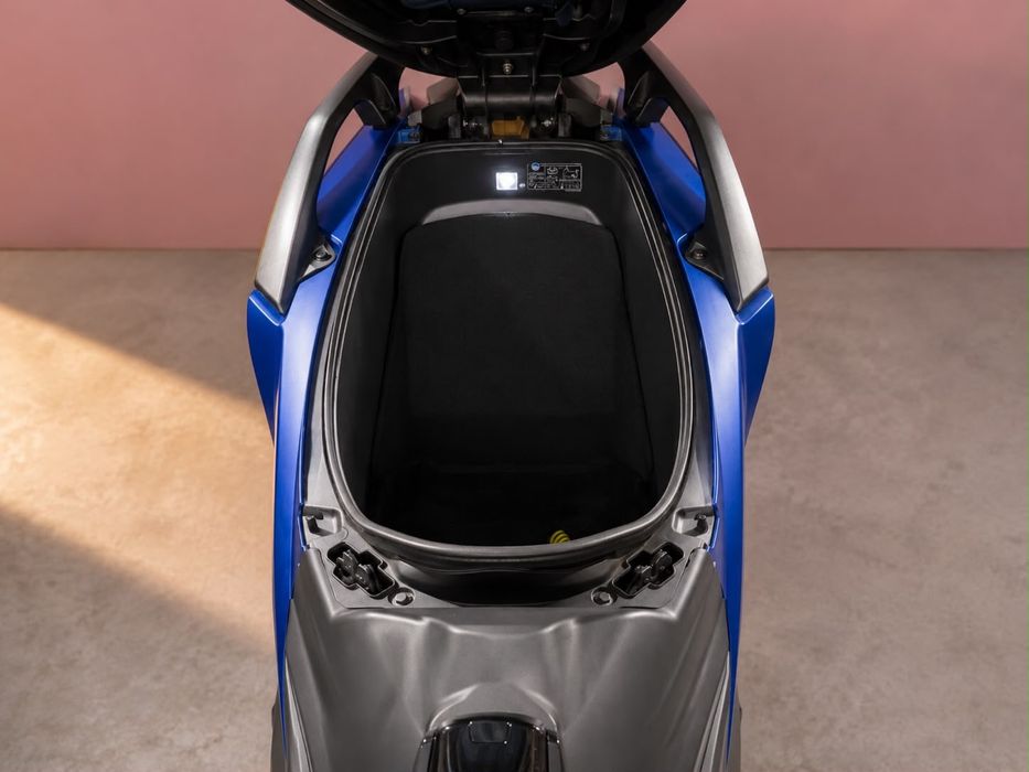 Kymco Ak550 ler descricão
