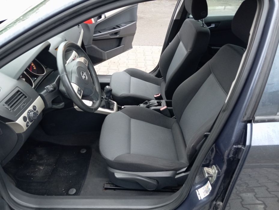 Opel Astra 1.4 Benzyna *  Bez Korozji * Nowe hamulce *