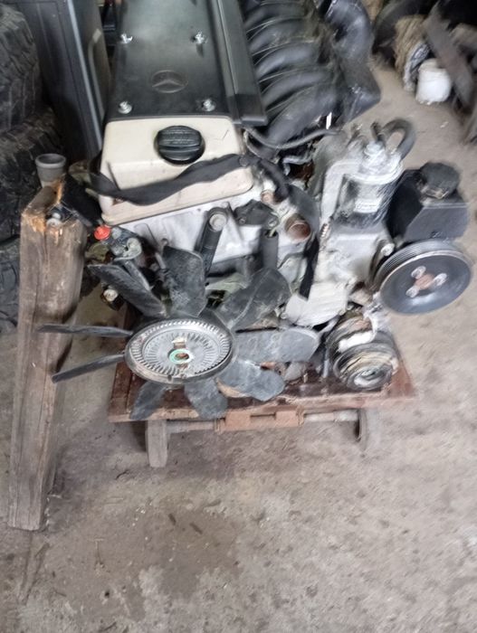 Мотор mercedes 0M606