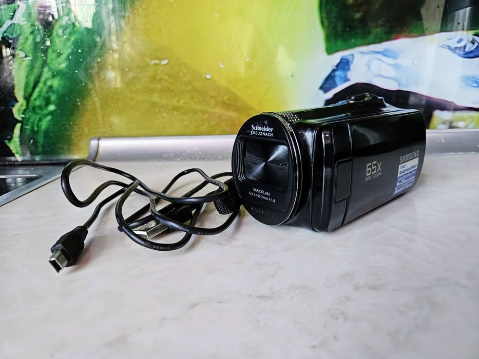 Відеокамера samsung SDR-S50