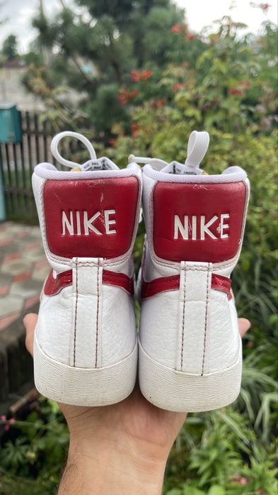 Оригінальні Кросівки Nike Blazer Mid 77 Розмір 38