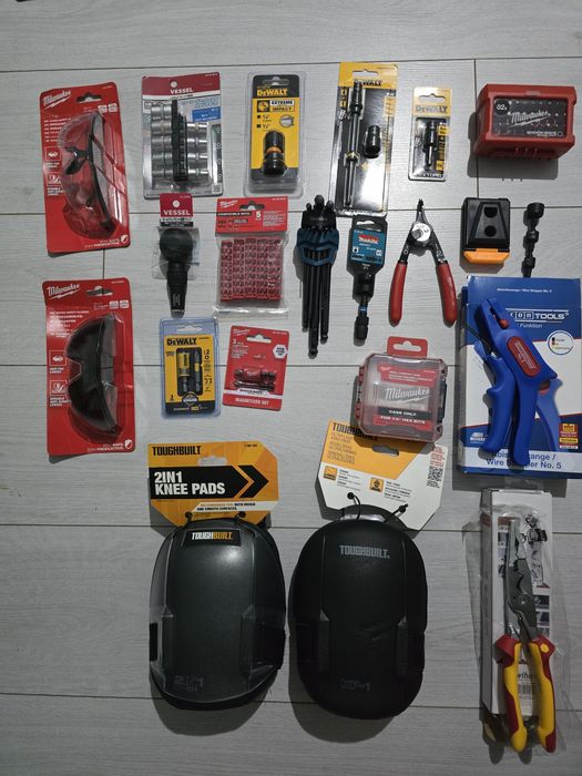 Milwaukee  кейс и оснастка