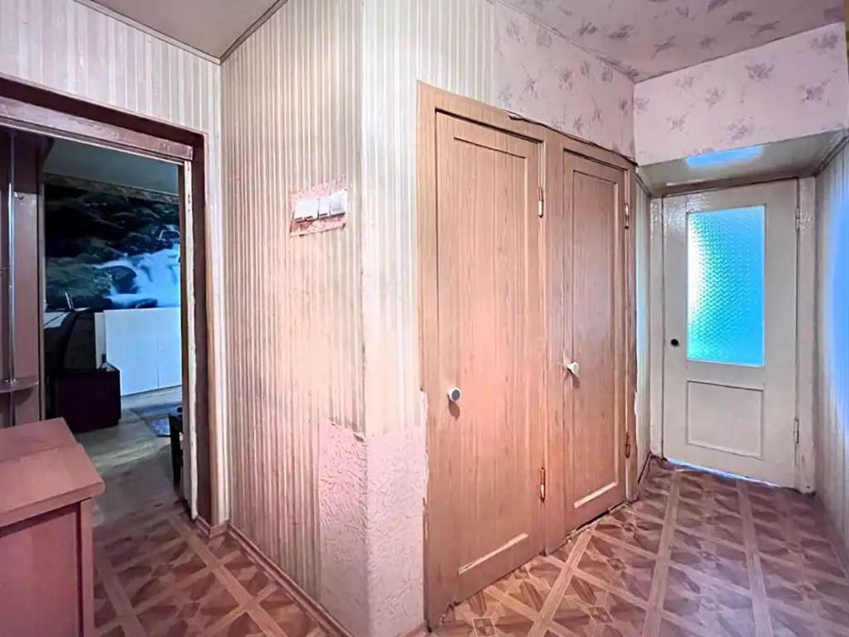 Продаж 2 кімнатної квартири Робоча