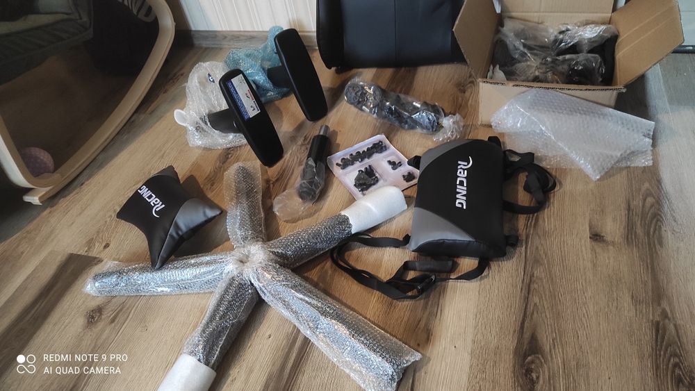 Fotel gamingowy racing na części