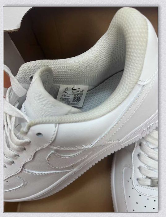 NIKE white sneakers, size 39