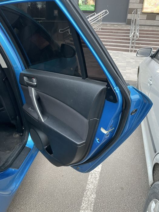 мазда 3 дизель 2011р