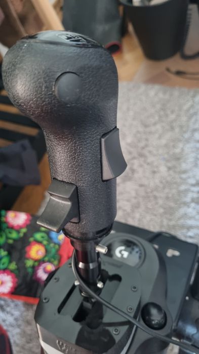 Playseat Challenge + Logitech G920 + Bonusy