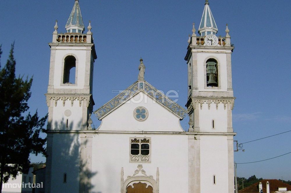 Terreno em zona tranquila na Maceira, a poucos minutos de Leiria