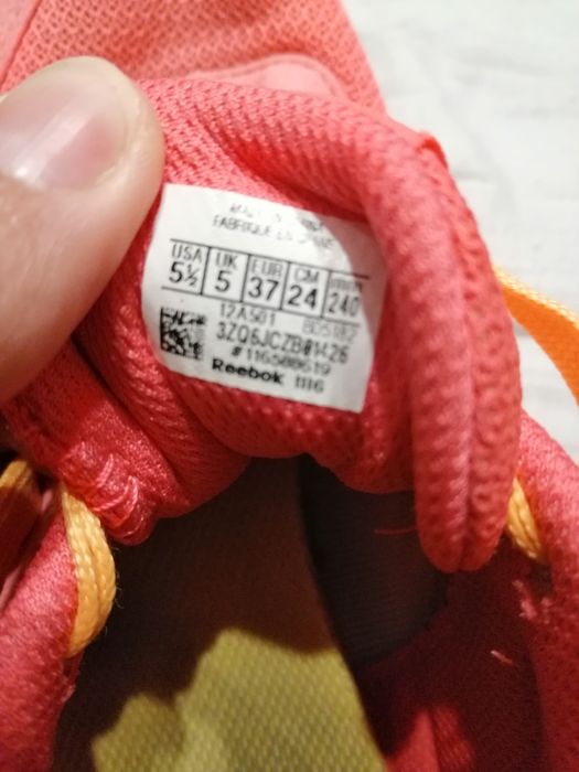 Buty sportowe 37