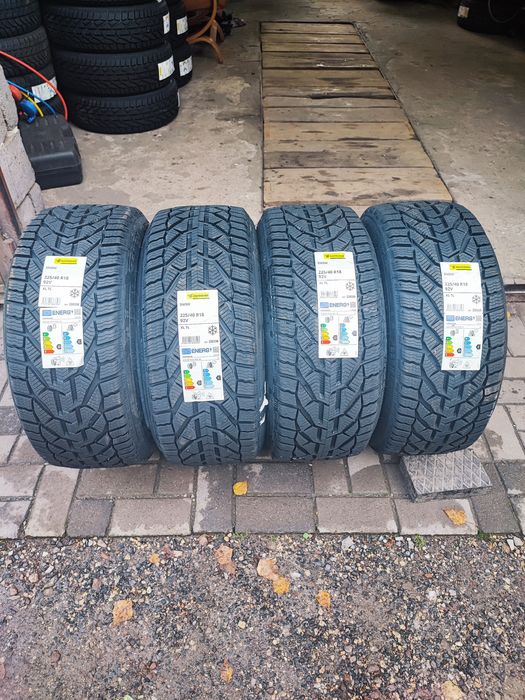 225/40r18 Kormoran Snow opony zimowe z 2026