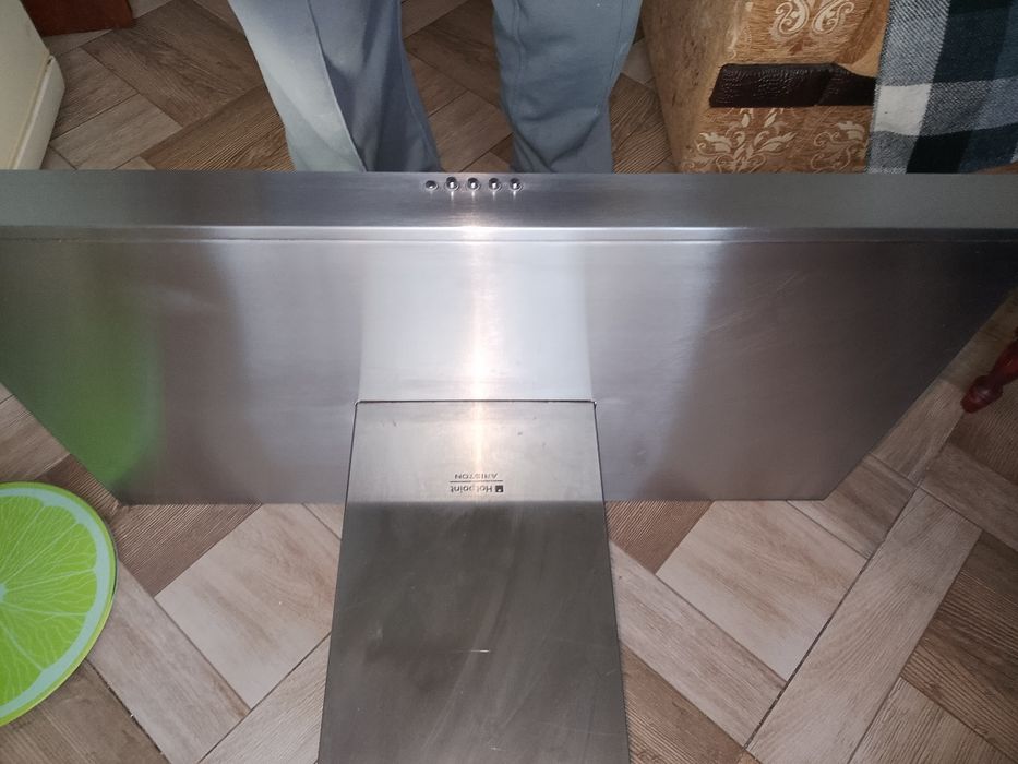 Витяжка кухонна 90см