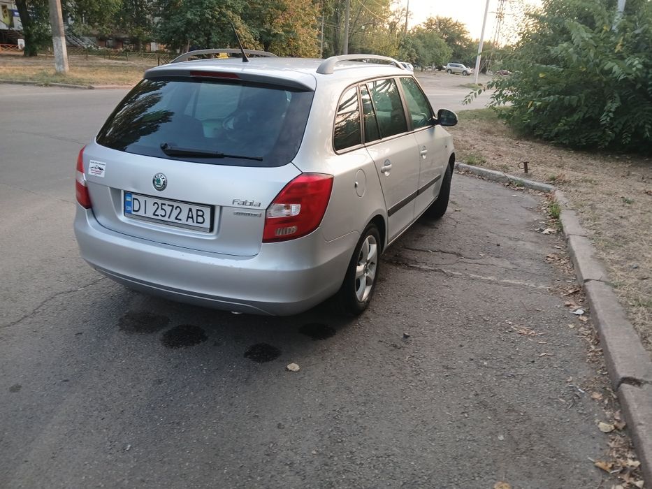 Шкода фабія 1.2 турбодизель, універсал. Кожен день їздить